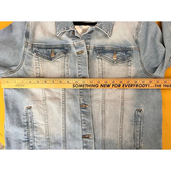 Driftwood Daisy Embroidered Denim Jean Jacket XL New - Picture 8 of 9